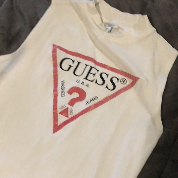 Guess tee - Picture 3 of 4